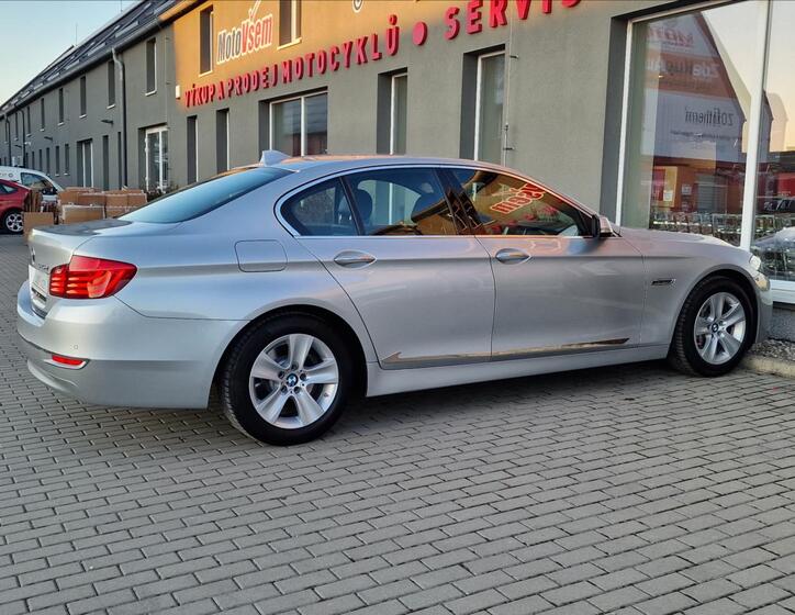 BMW Řada 5 11