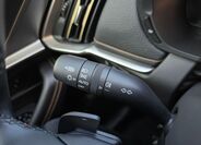 Mazda CX 17