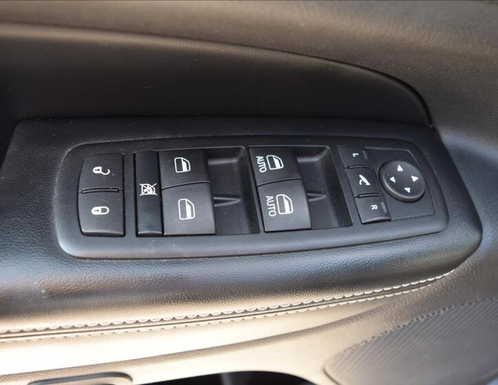 Jeep Grand Cherokee 28