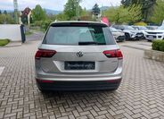 Volkswagen Tiguan 5