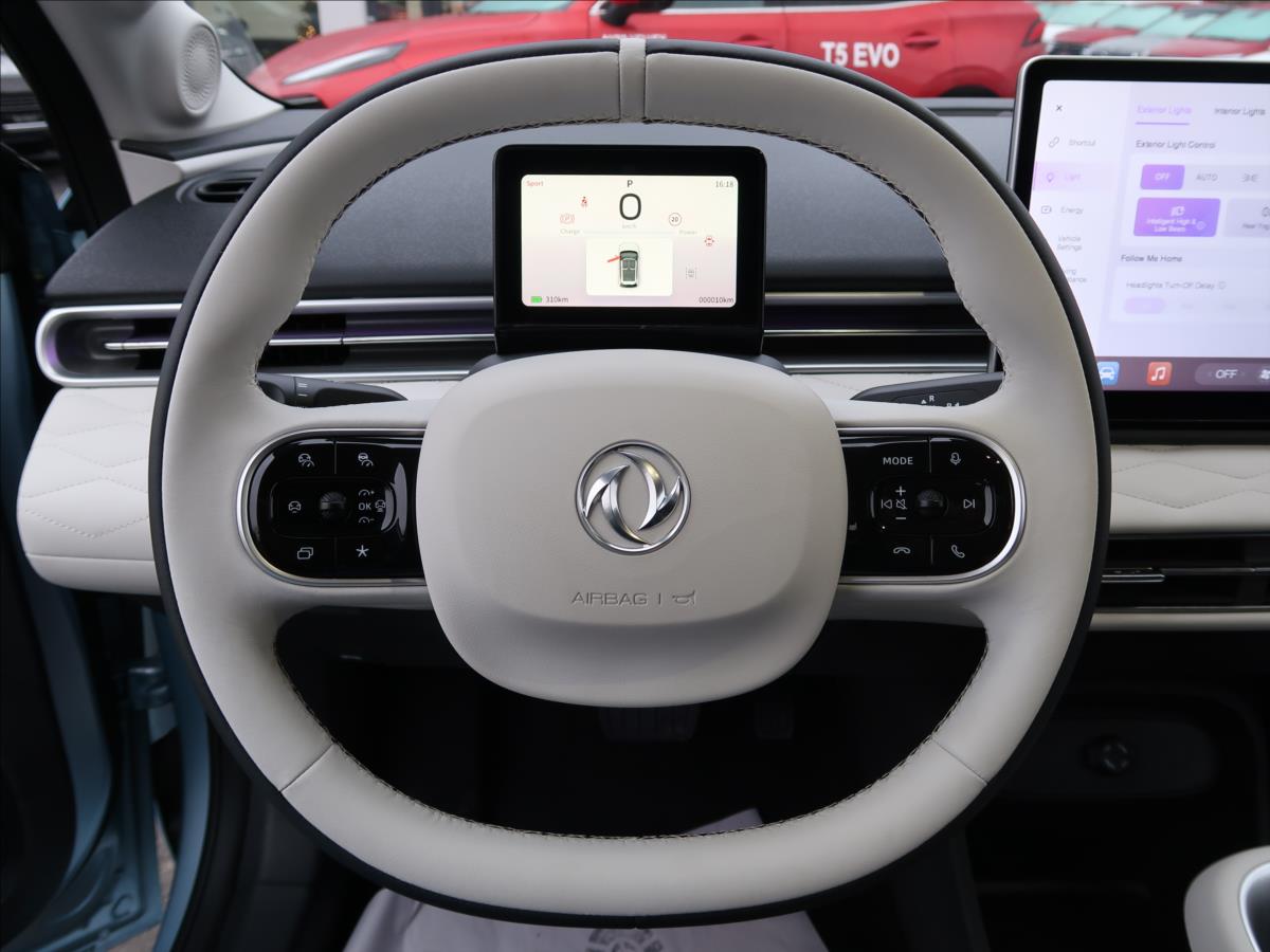 Dongfeng Box