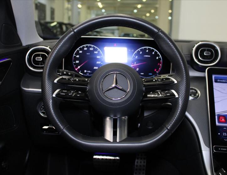 Mercedes-Benz Třídy C 9