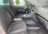 Peugeot 5008 10