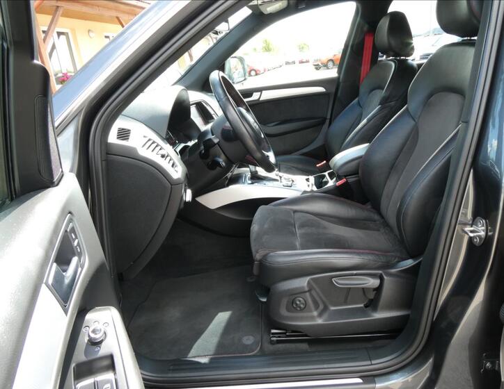 Audi Q5 24