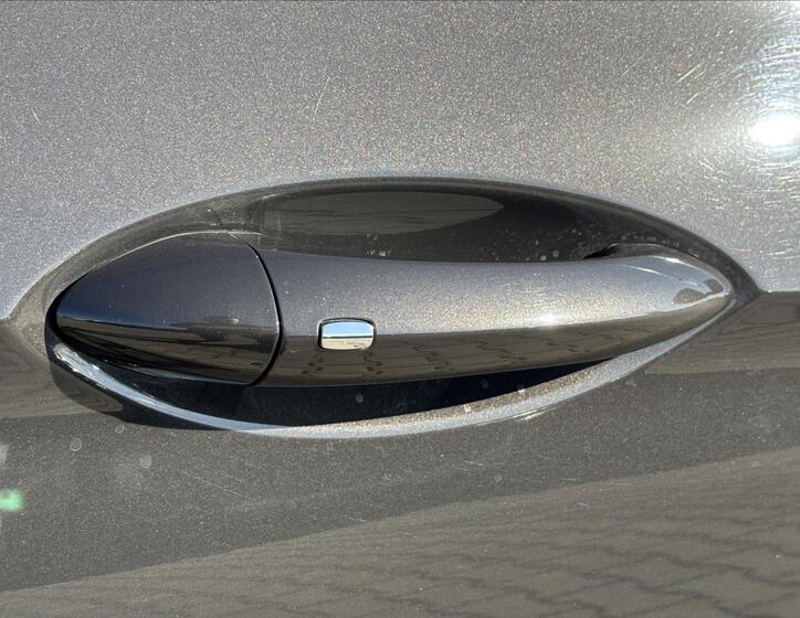 Opel Insignia 11