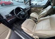 Volkswagen Sharan 5