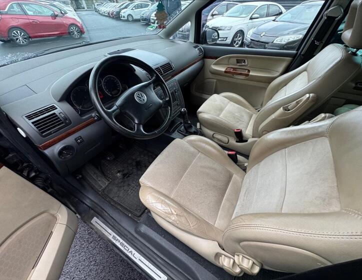 Volkswagen Sharan 5