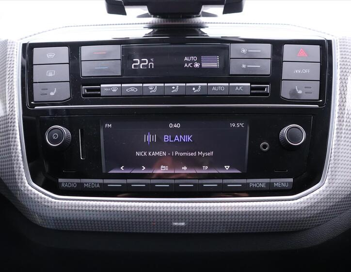 Volkswagen e-up! 23