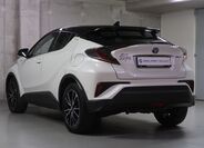 Toyota C-HR 7