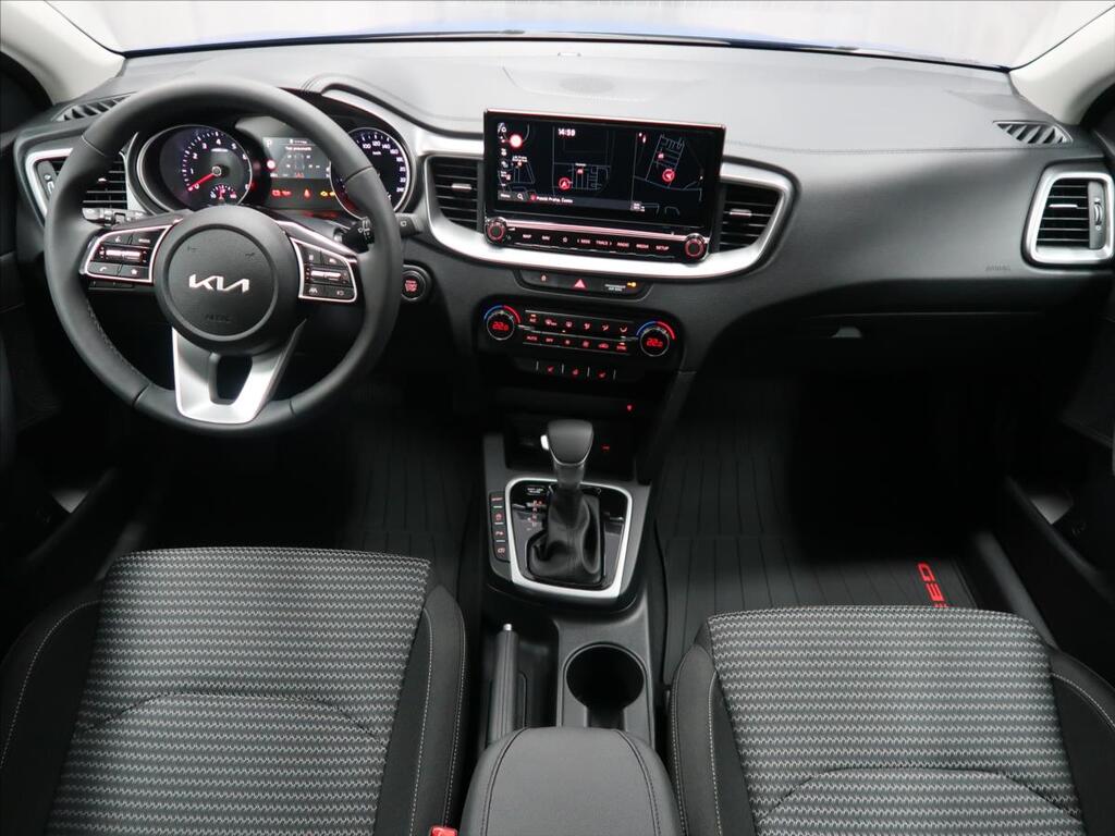 KIA Ceed 11