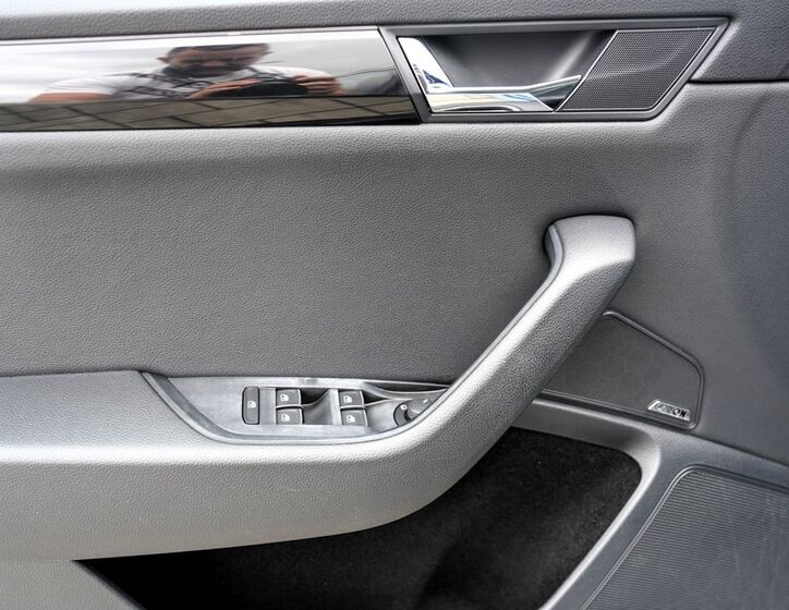 Škoda Superb 17