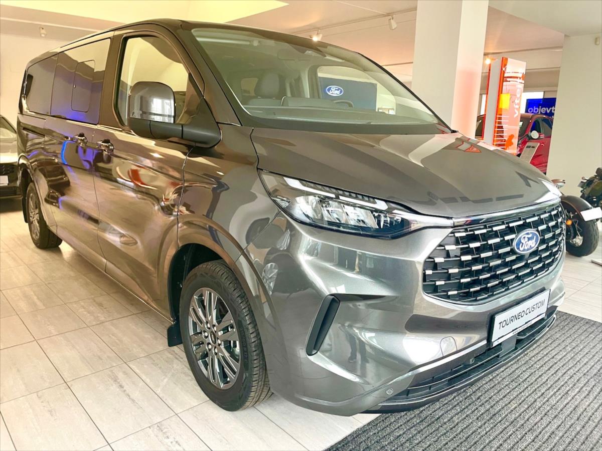 Ford Tourneo Custom