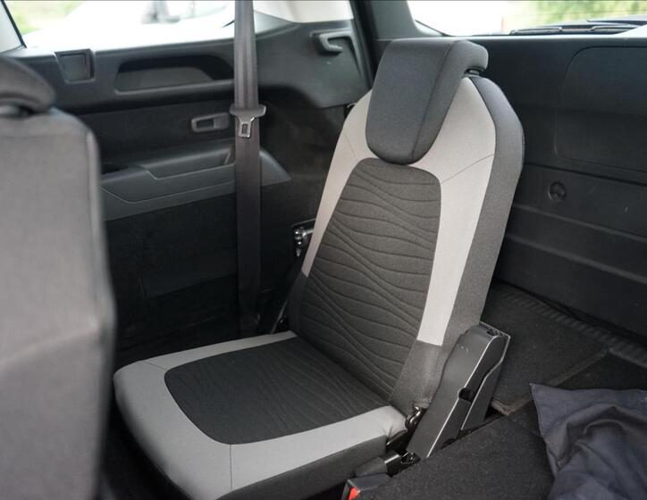 Citroën Grand C4 Picasso 11