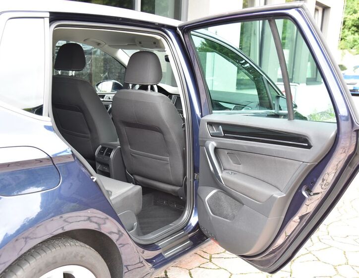 Volkswagen Golf Sportsvan 23