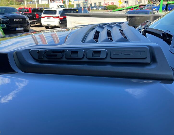 Dodge RAM 74