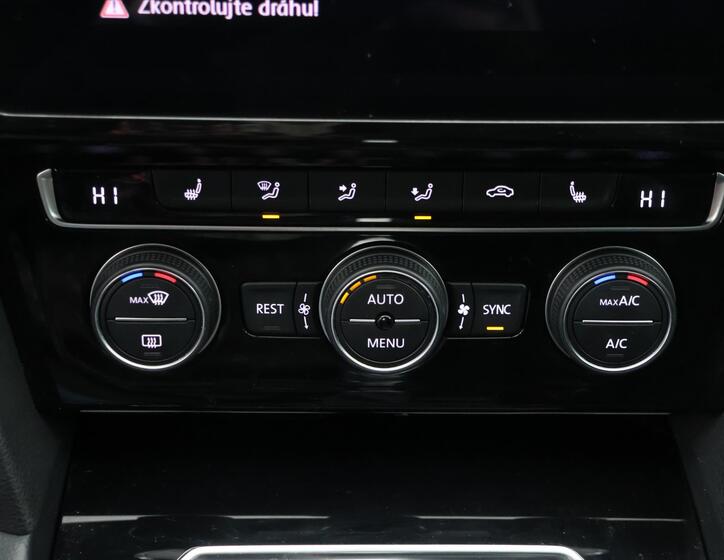 Volkswagen Passat 26