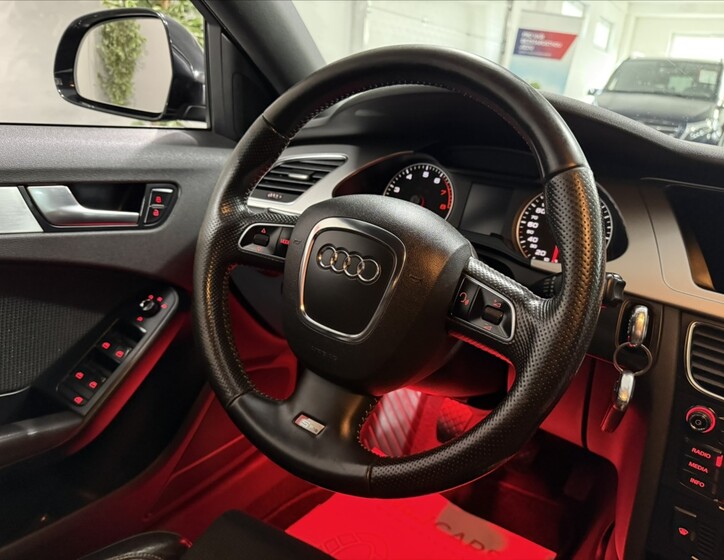 Audi A4 19