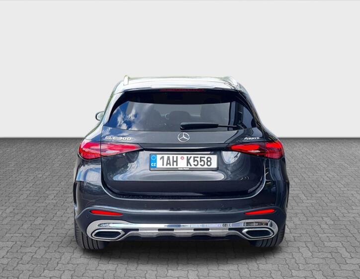 Mercedes-Benz GLC 4