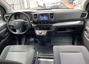 Toyota ProAce 9
