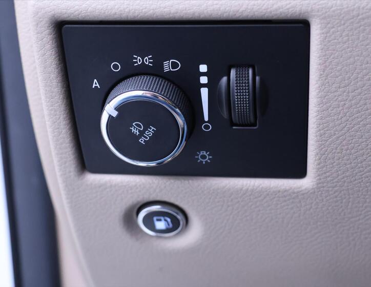 Jeep Grand Cherokee 18