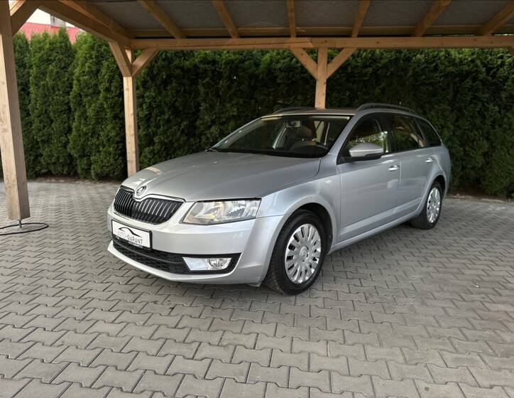 Škoda Octavia 1
