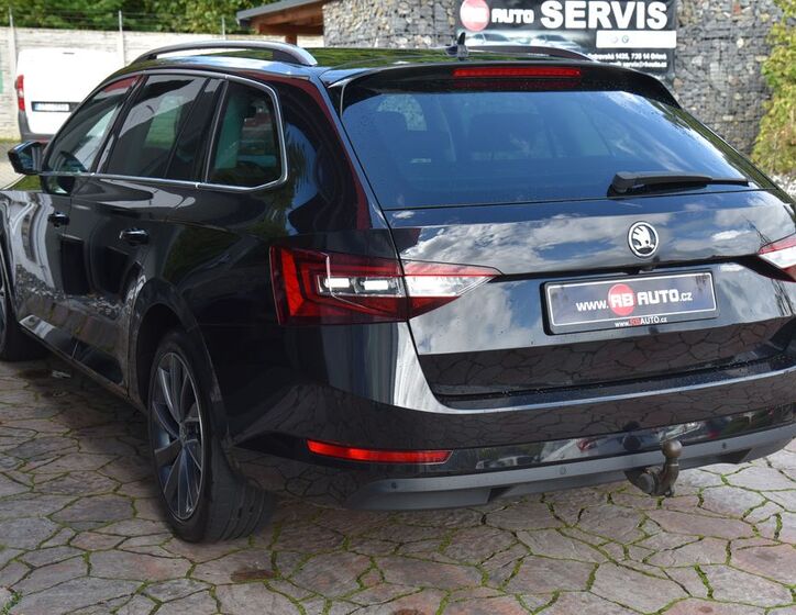 Škoda Superb 10
