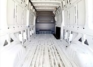 Mercedes-Benz Sprinter 17