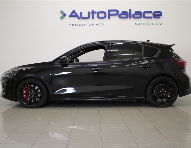 Ford Focus 5