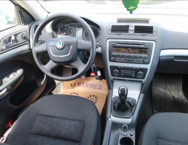 Škoda Octavia 13