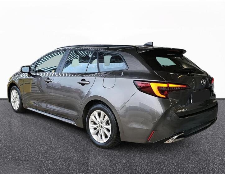 Toyota Corolla 5