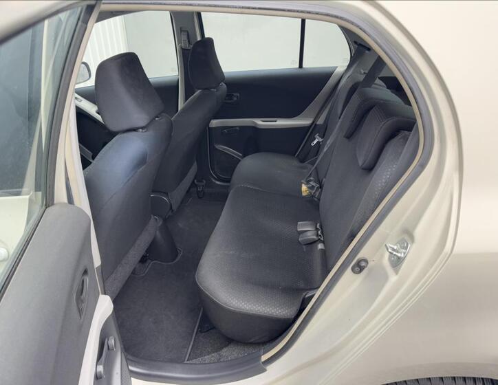 Toyota Yaris 19
