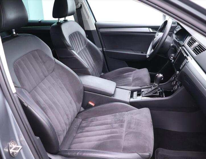 Škoda Superb 13