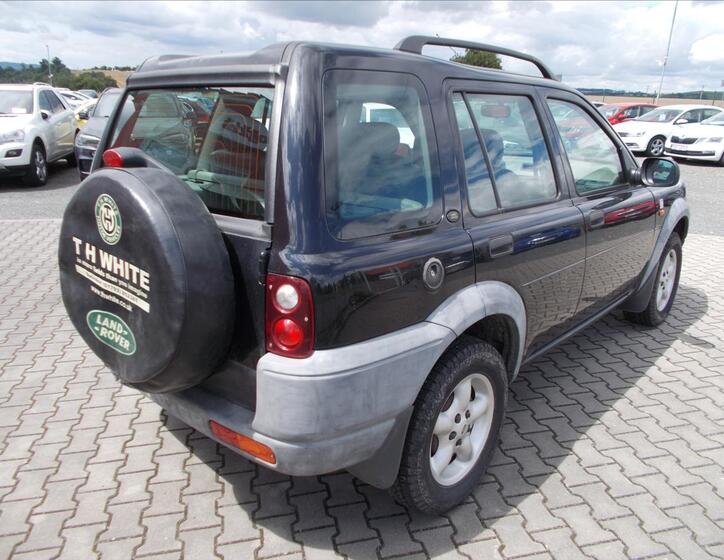 Land Rover Freelander 9