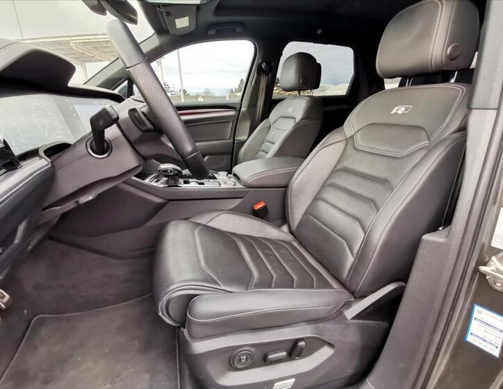 Volkswagen Touareg 5