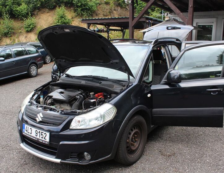 Suzuki SX4 16