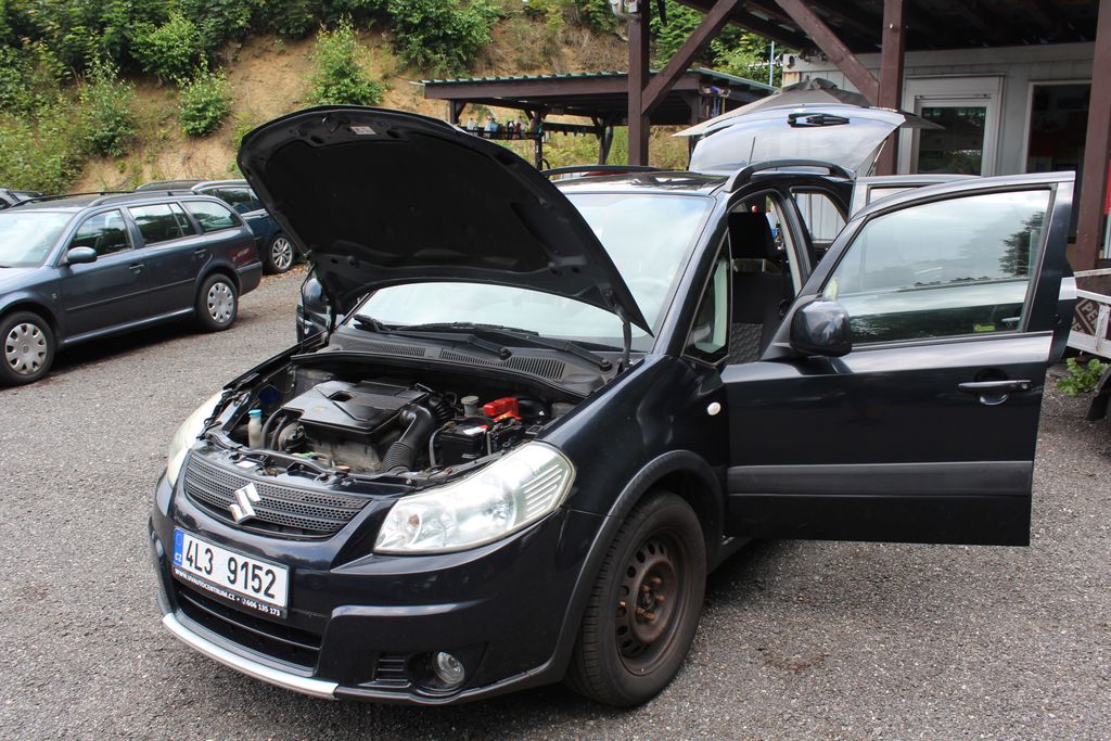 Suzuki SX4