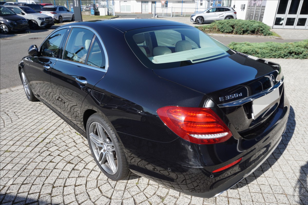 Mercedes-Benz Třídy E