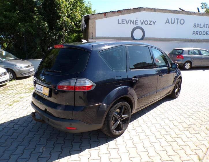 Ford S-MAX 5