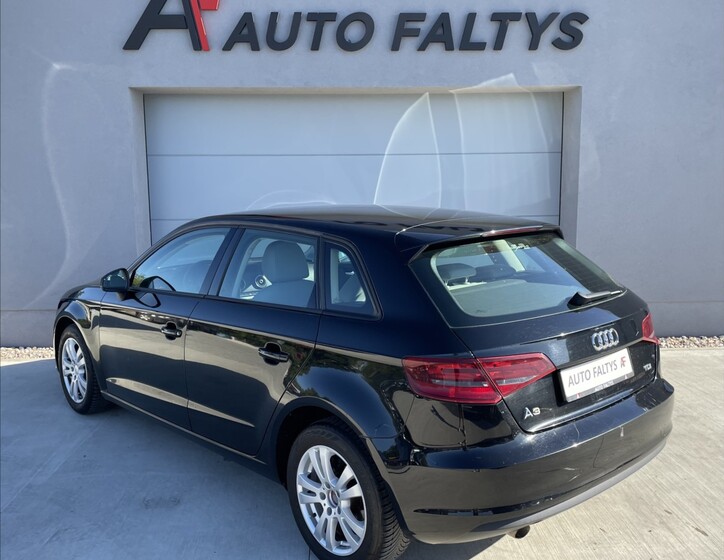 Audi A3 5