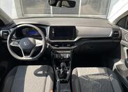 Volkswagen T-Cross 11