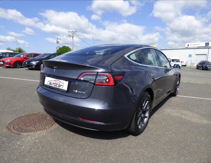 Tesla Model 3 3