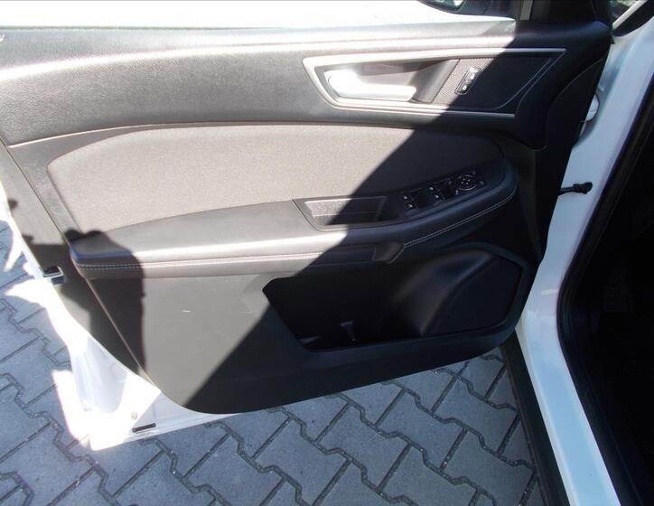 Ford Galaxy 24