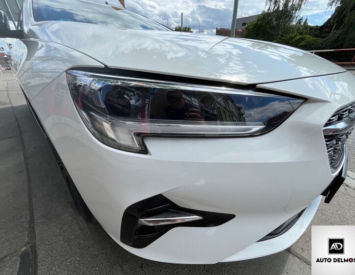 Opel Insignia 11
