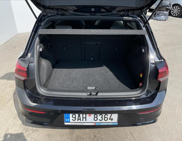 Volkswagen Golf 23
