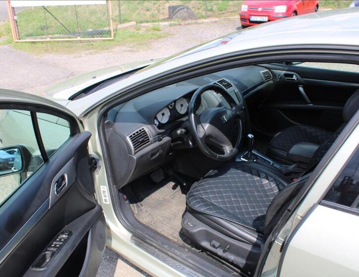 Peugeot 407 9