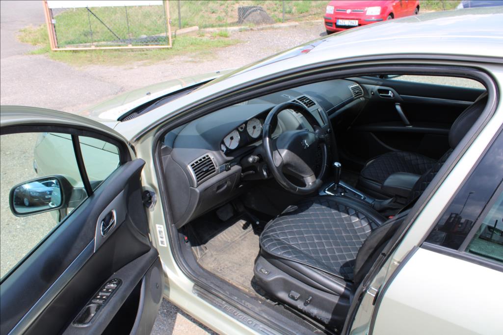 Peugeot 407