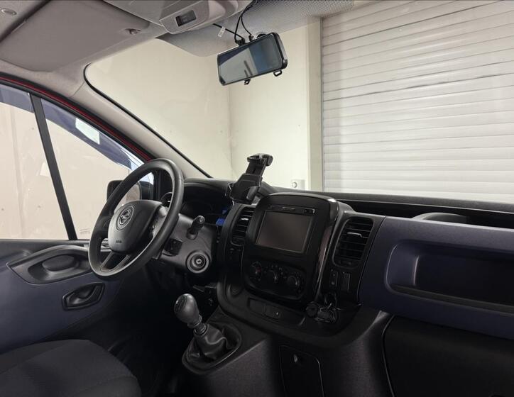 Opel Vivaro 7
