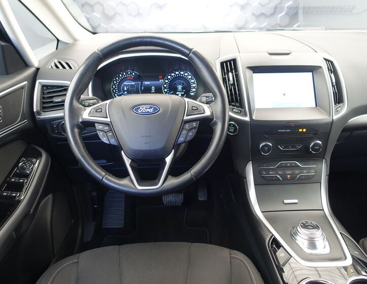 Ford S-MAX 9