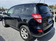 Toyota RAV4 5
