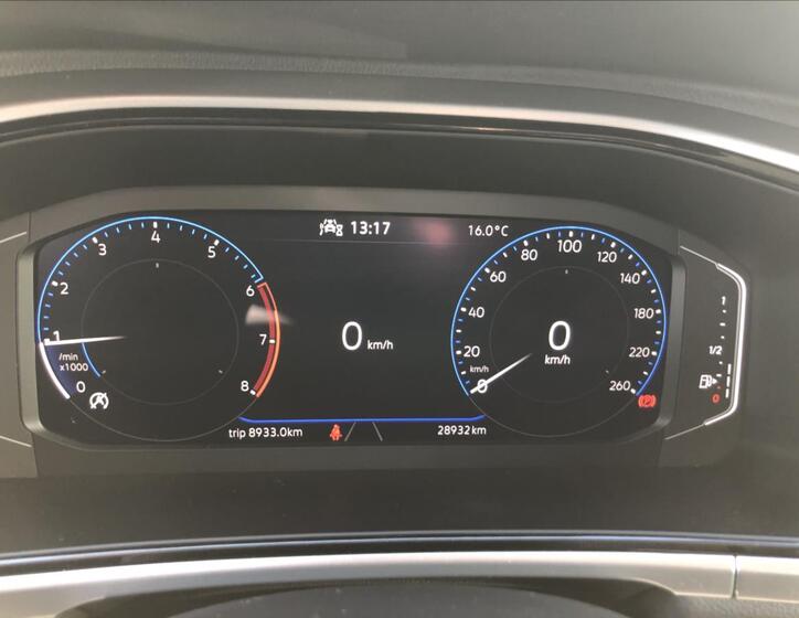 Volkswagen T-Roc 16